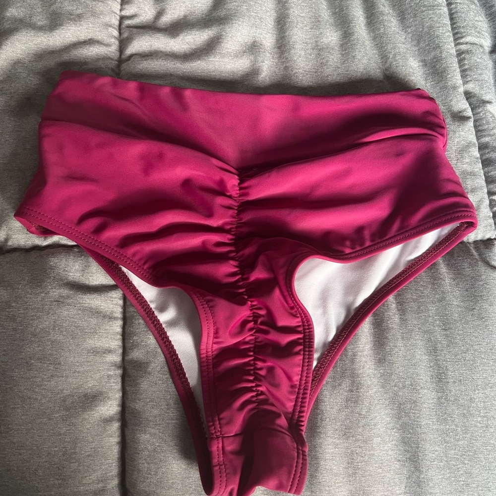 High waist Scrunch butt bikini bottom
